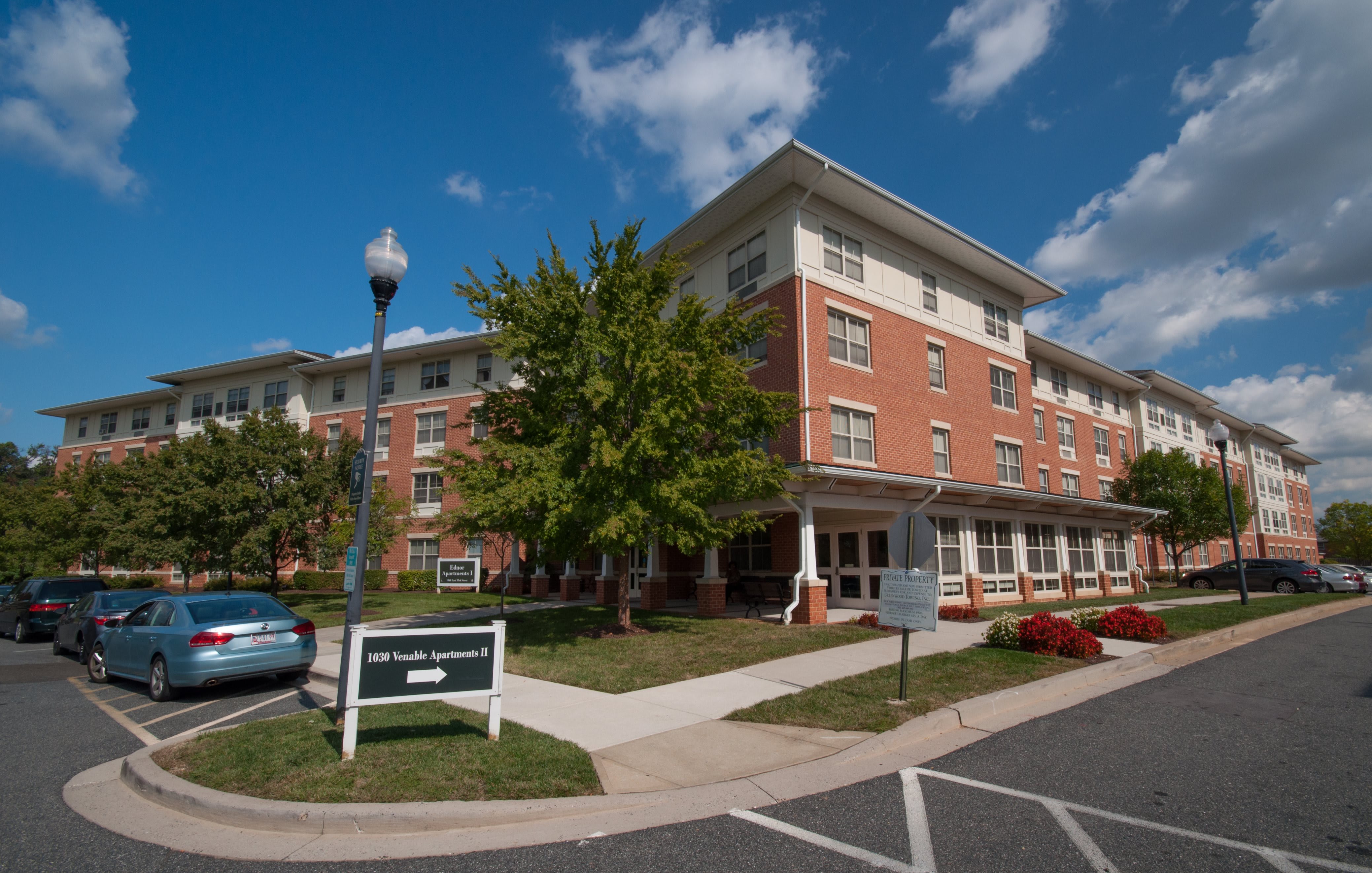 Ednor Apartments community photo 1