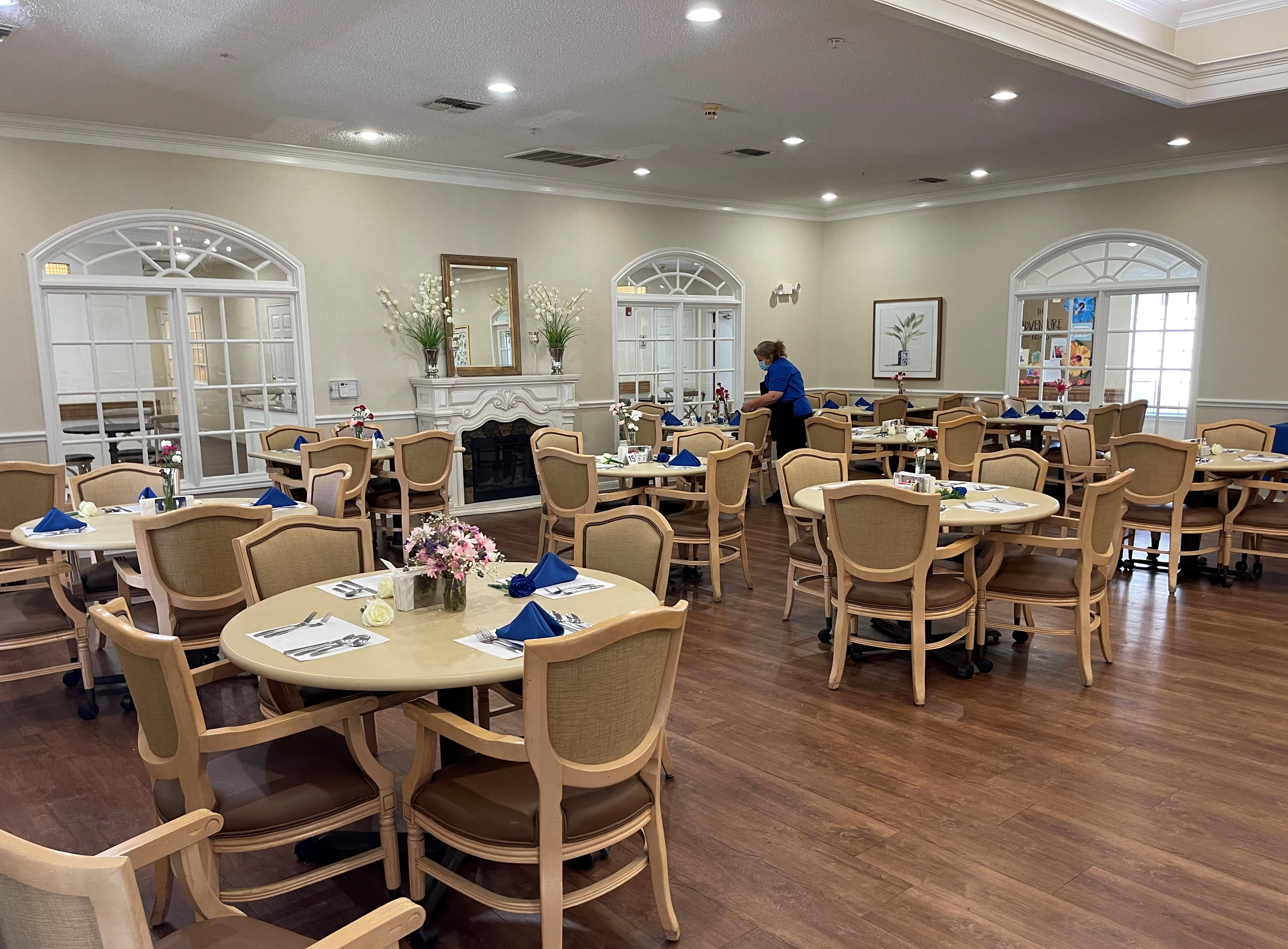 Carriage Inn Conroe community photo 1