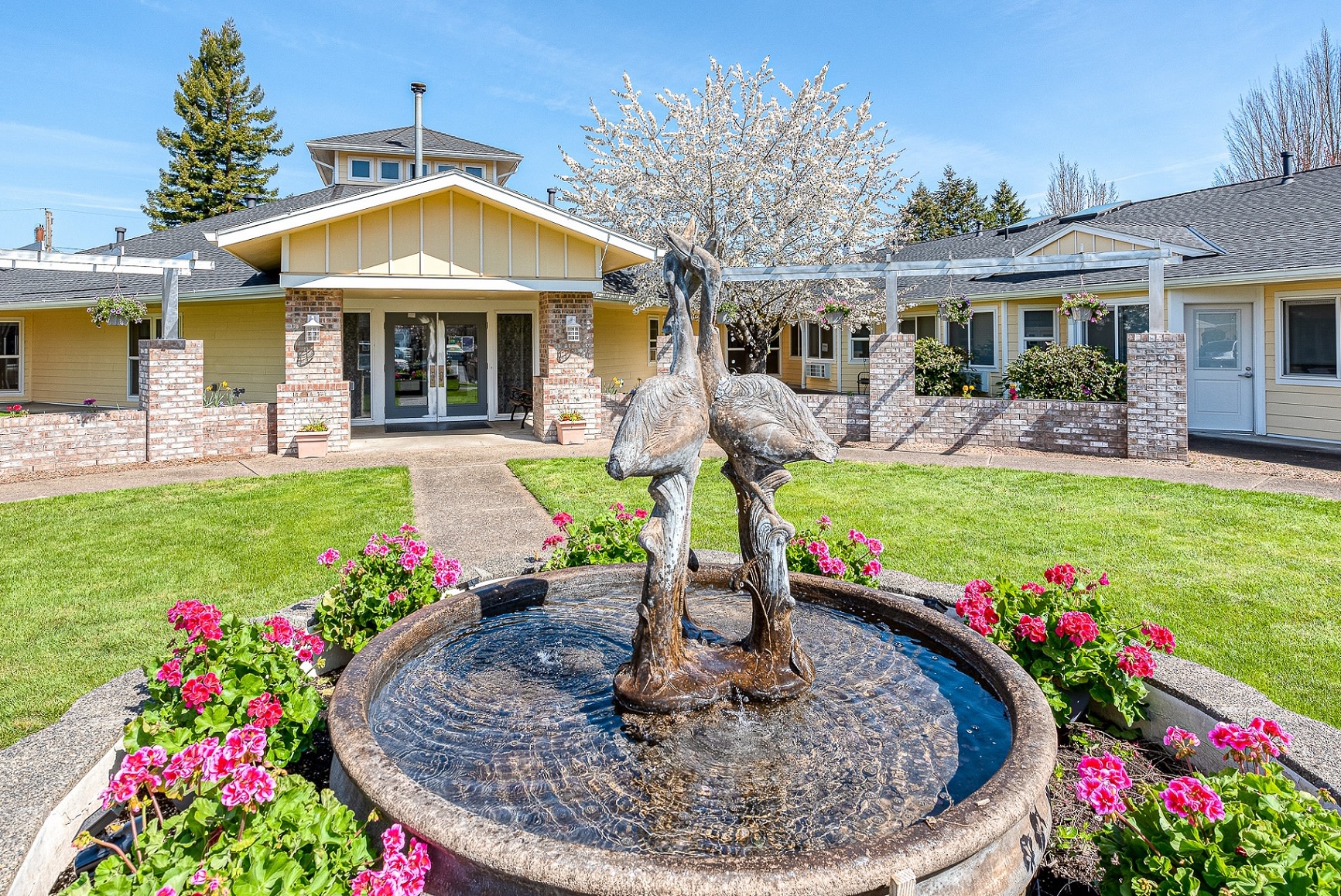 Forest Grove Beehive community photo 1