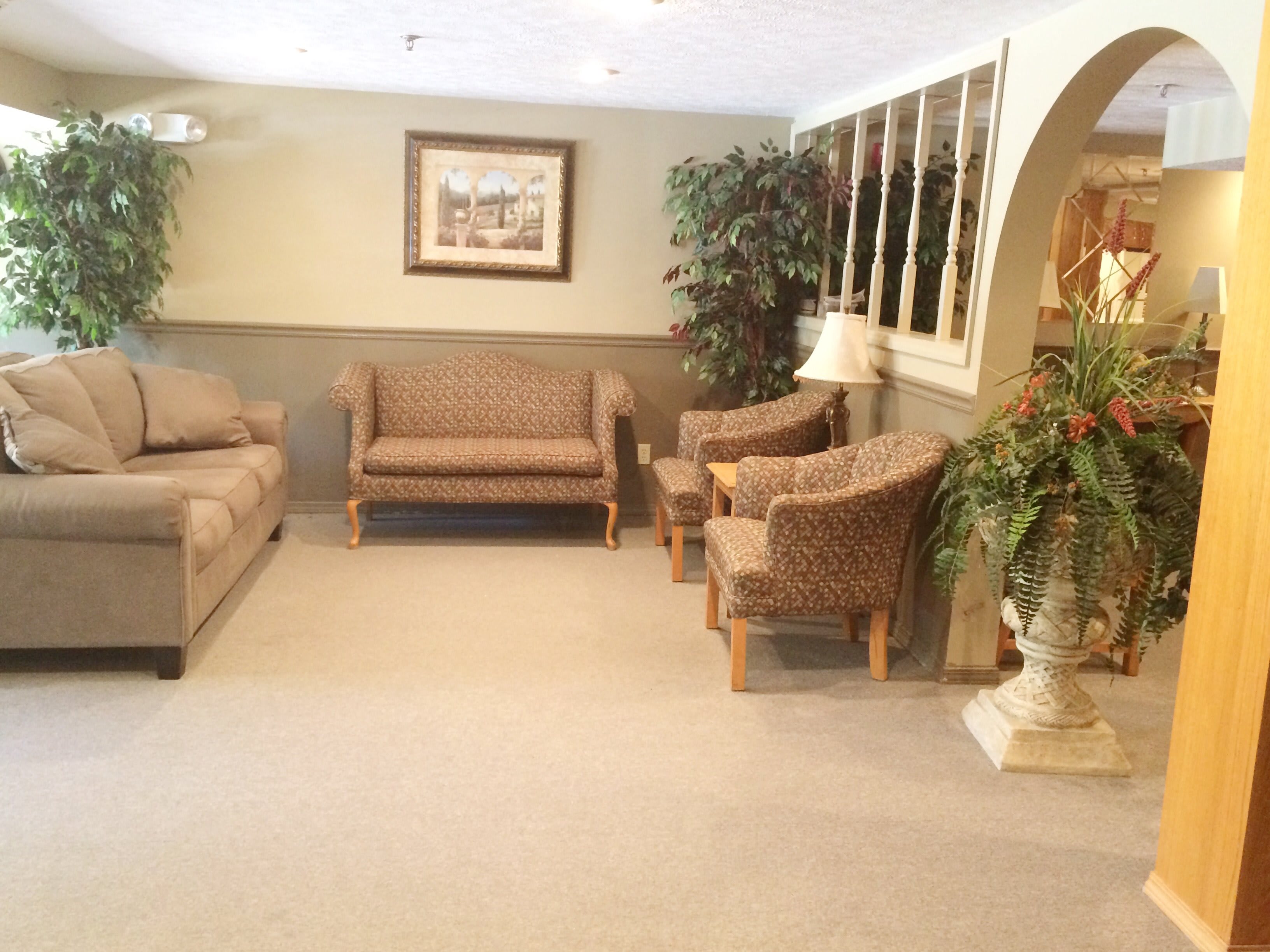 Colonial Home community photo 1