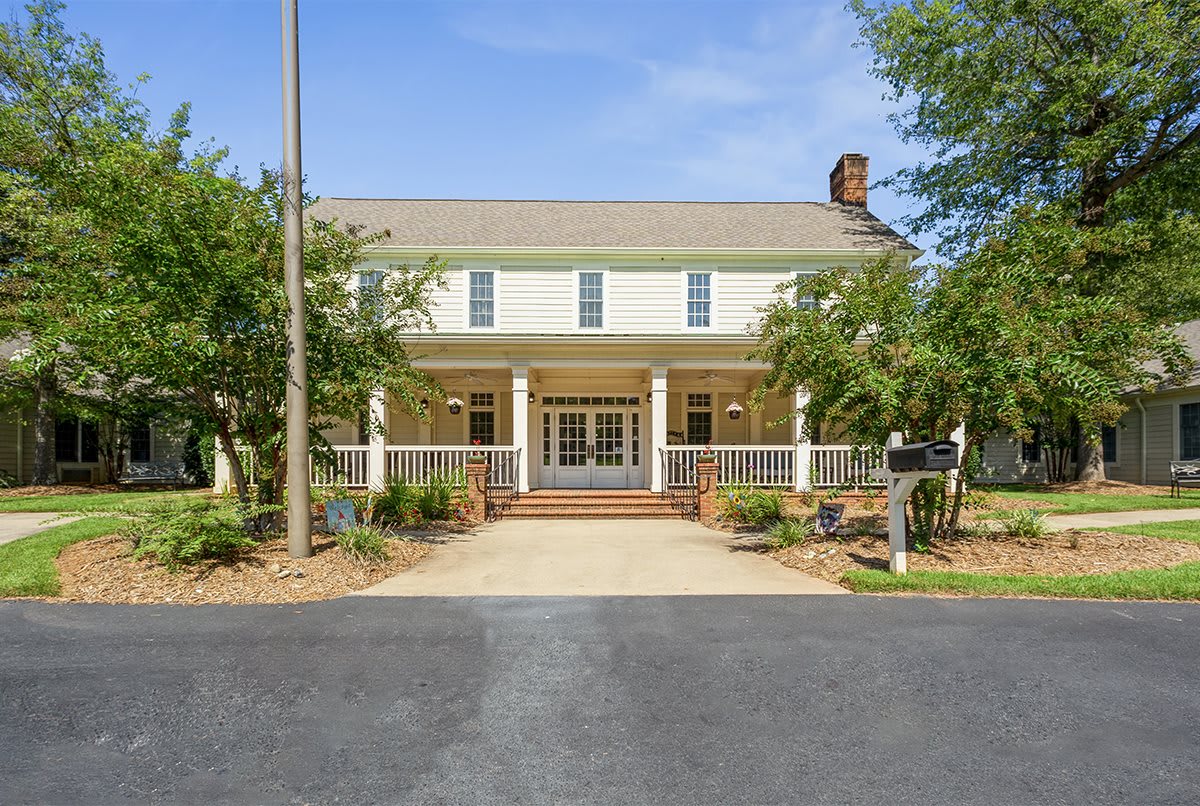 Keowee Square community photo 1