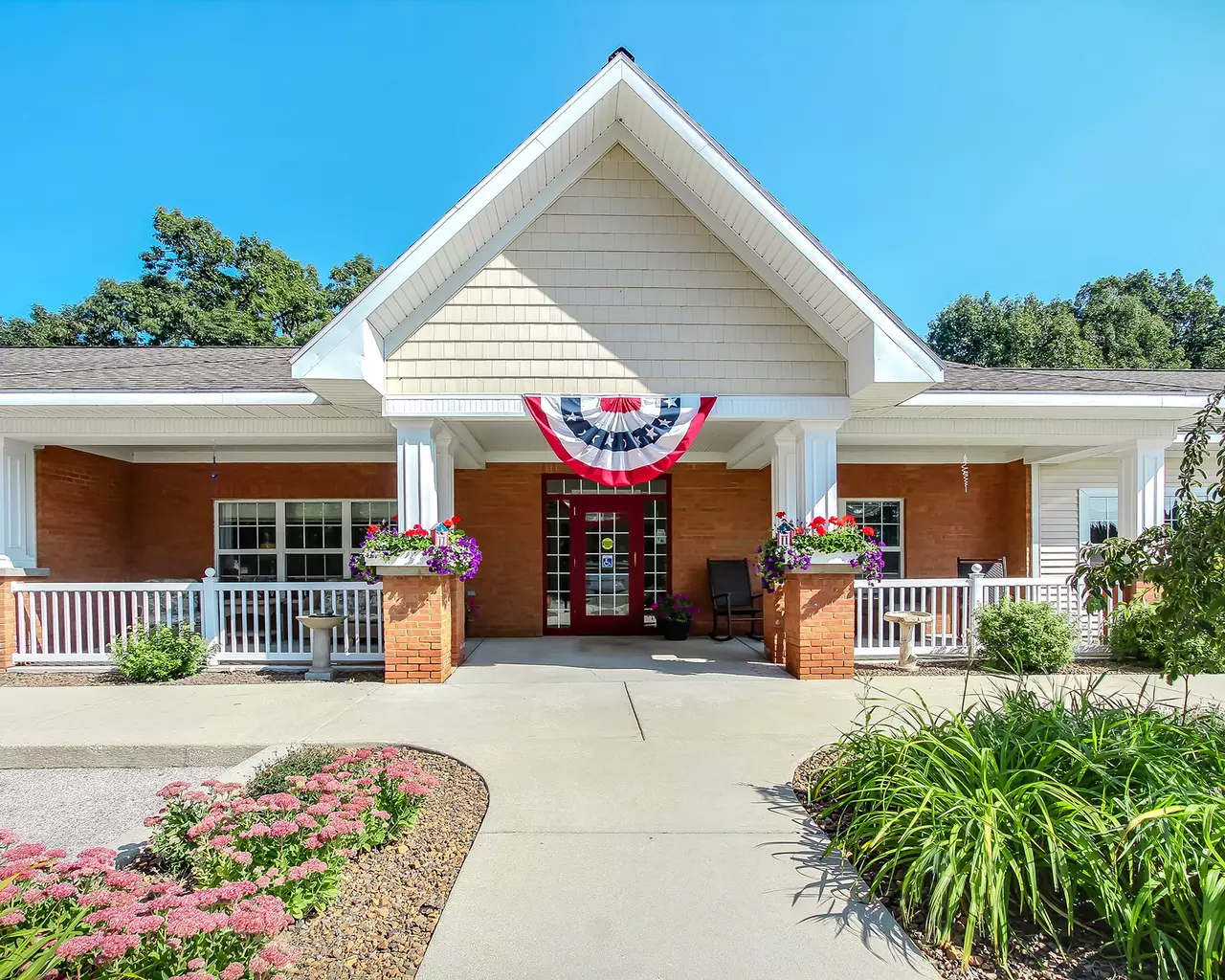 Ludington Woods Assisted Living and Memory Care community photo 1