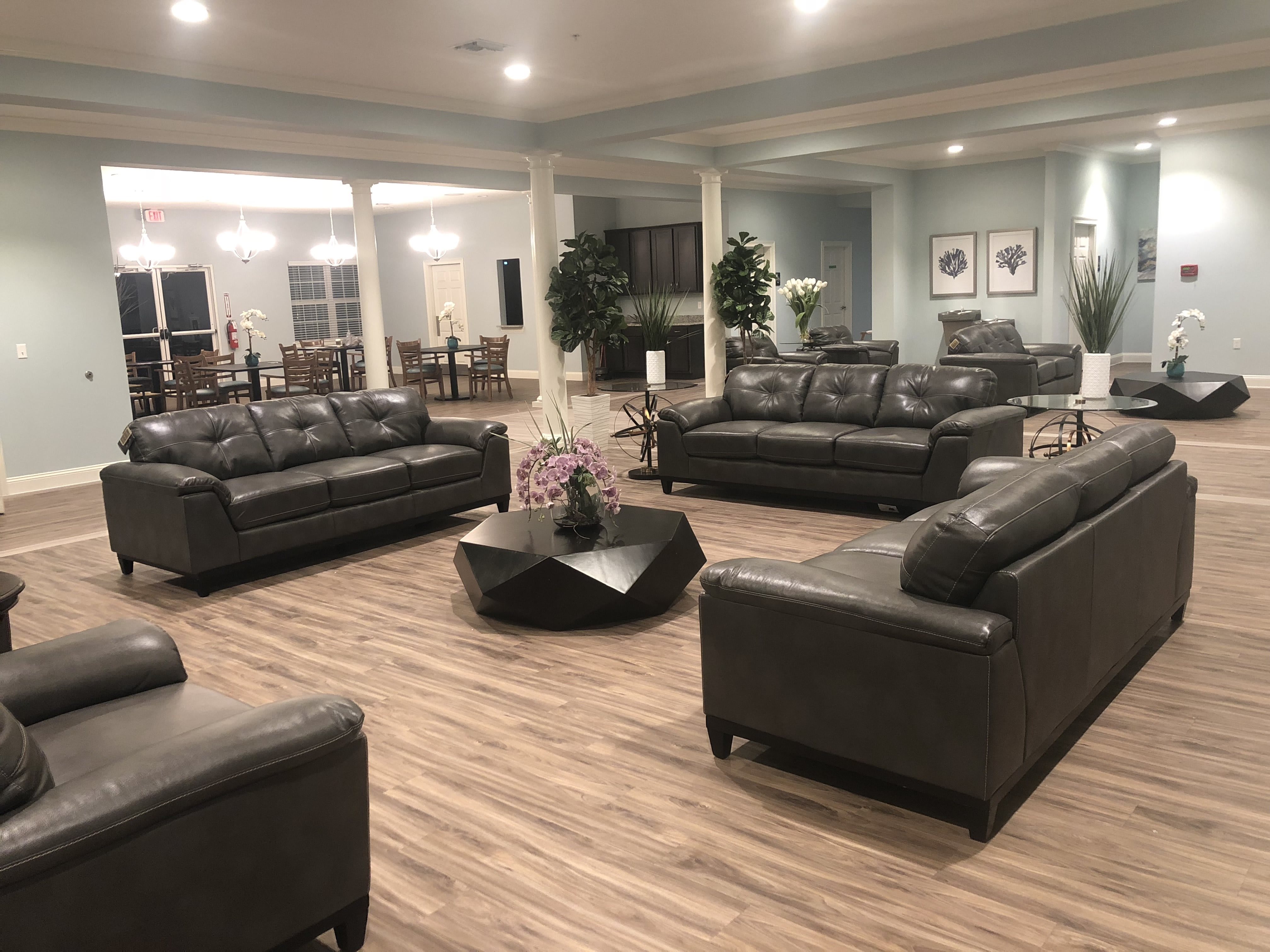 Silver Treasures Assisted Living at Orange Park - Boutique Style Assisted Living community photo 1