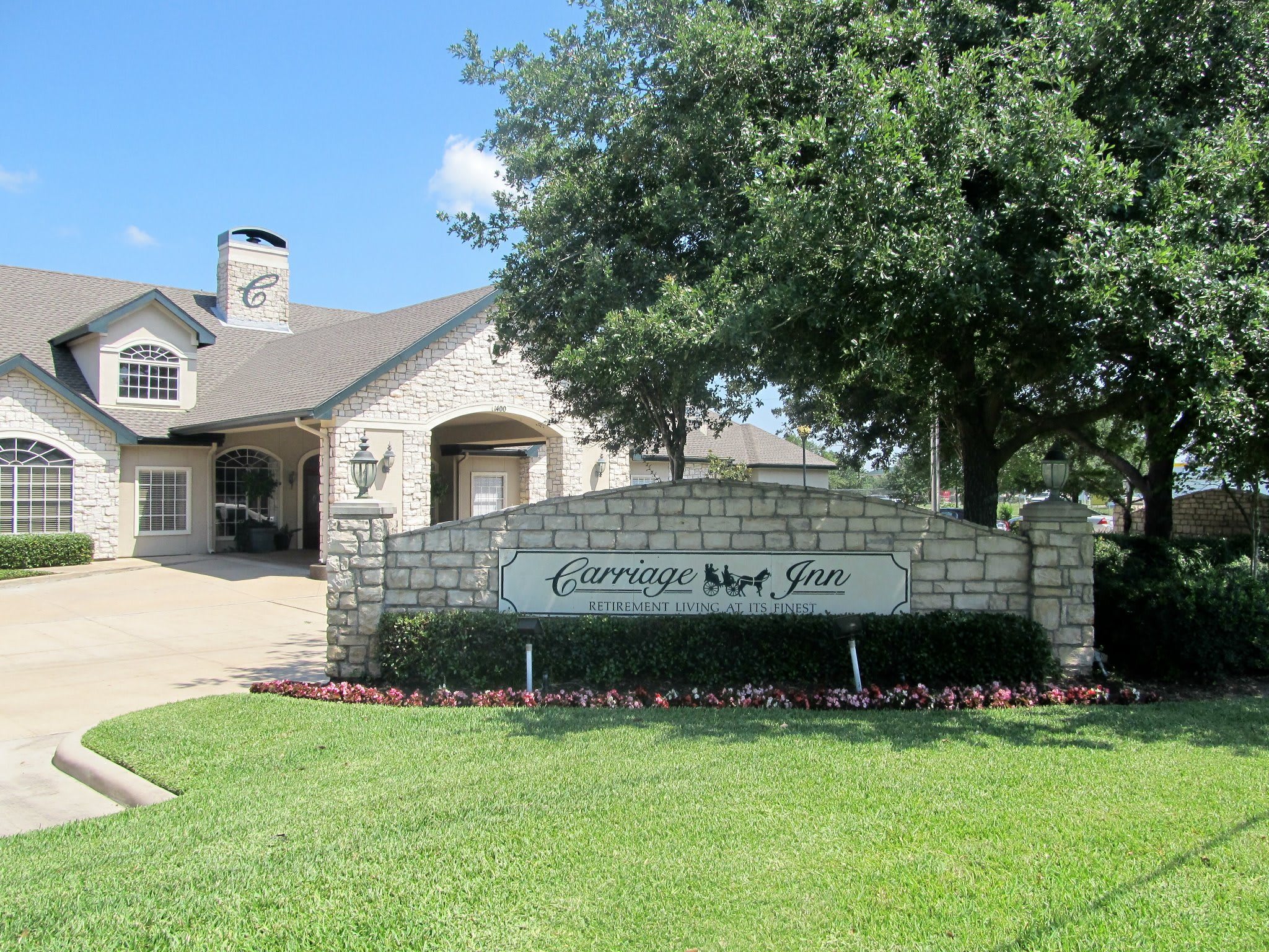 Carriage Inn Katy community photo 1